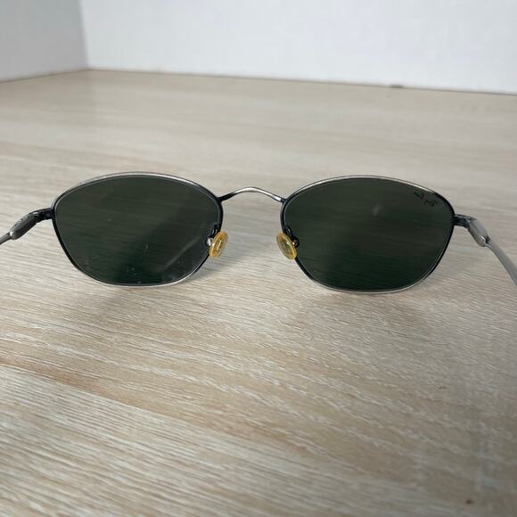 Vintage B&L Ray-Ban W2975 Sunglasses Green Lenses Gunmetal READ - Picture 6 of 16